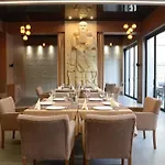 Argisht Partez & Bar Rebls Golden Sands