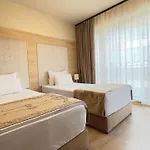 Argisht Partez & Bar Rebls Golden Sands
