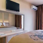 Argisht Partez & Bar Rebls Szálloda 4*