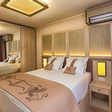 Hotel Argisht Partez & Bar Rebls Złote Piaski