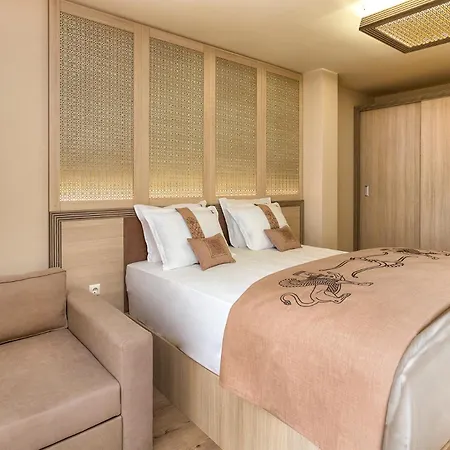 Argisht Partez & Bar Rebls Złote Piaski