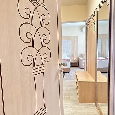 Argisht Partez & Bar Rebls Hotel Złote Piaski