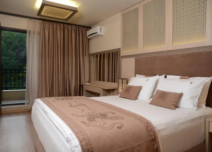 Szálloda Argisht Partez & Bar Rebls 4*