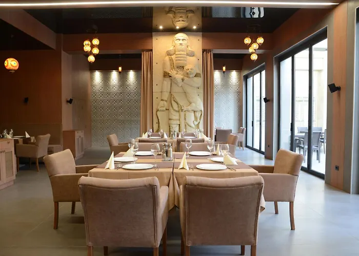 Argisht Partez & Bar Rebls Aranyhomok