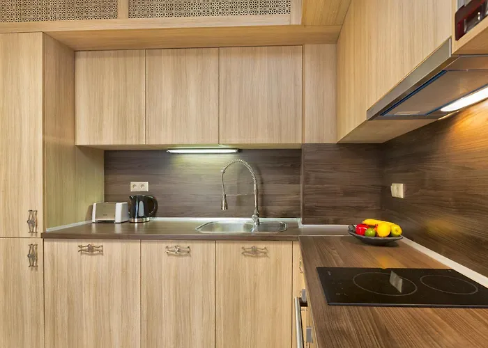 Szálloda Argisht Partez & Bar Rebls Aranyhomok